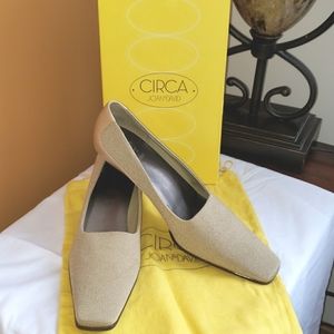 NWOT Circa Joan and David CJ Nova Natural Taupe Fabric and Leather Sz 9M